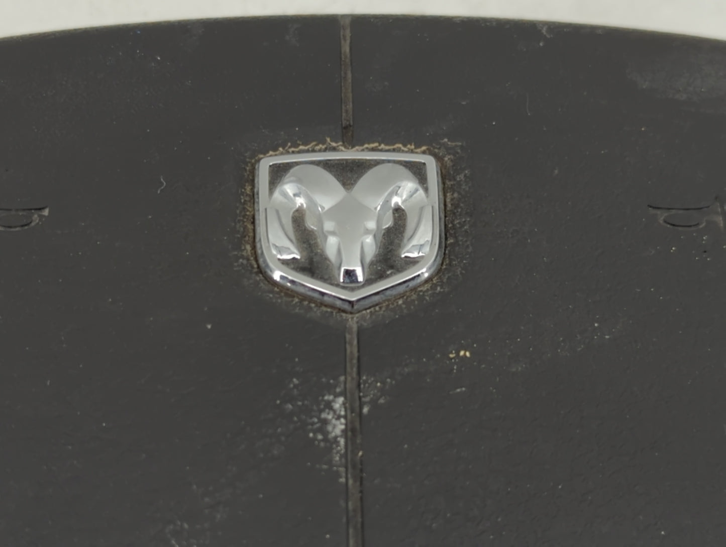 2004-2004 Dodge Ram 1500 Air Bag Driver Left Steering Wheel Mounted 1466146 - Oemusedautoparts1.com