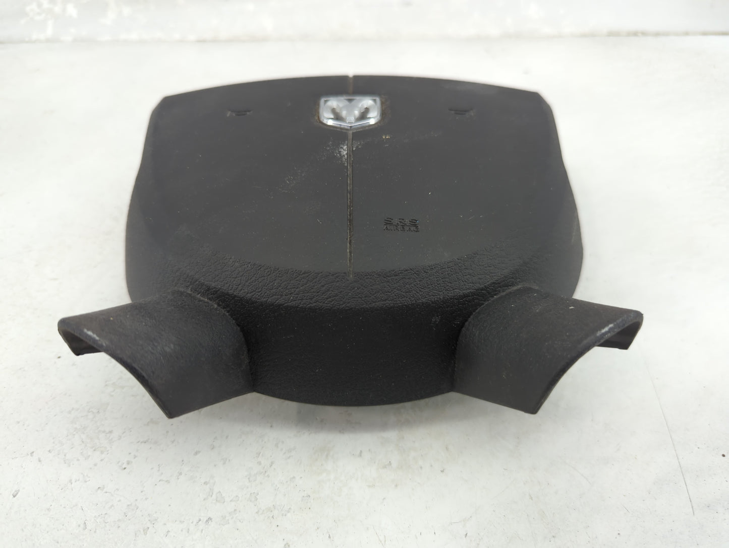 2004-2004 Dodge Ram 1500 Air Bag Driver Left Steering Wheel Mounted 1466146 - Oemusedautoparts1.com