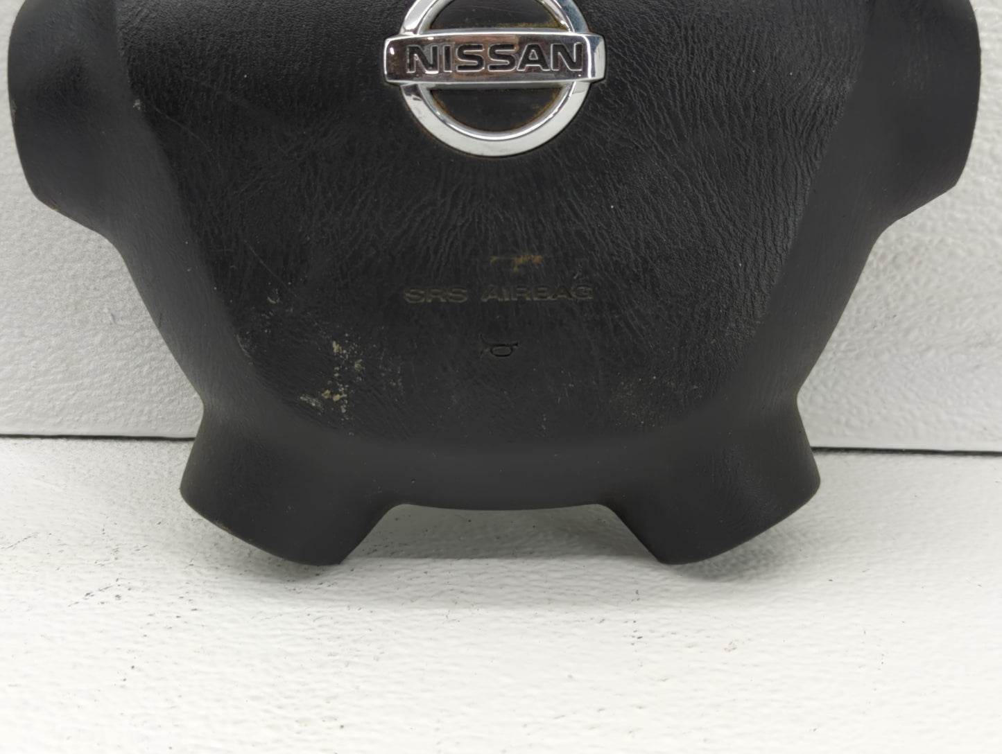 2004 Dodge Ram 1500 Air Bag Driver Left Steering Wheel Mounted Fits OEM Used Auto Parts - Oemusedautoparts1.com