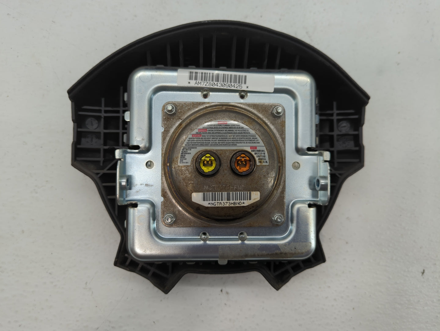 2004 Dodge Ram 1500 Air Bag Driver Left Steering Wheel Mounted Fits OEM Used Auto Parts - Oemusedautoparts1.com