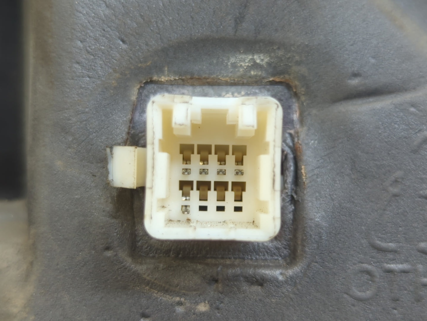 2002-2008 Dodge Ram 1500 Driver Side View Mirror - Left Door Mirror OEM Used - Oemusedautoparts1.com