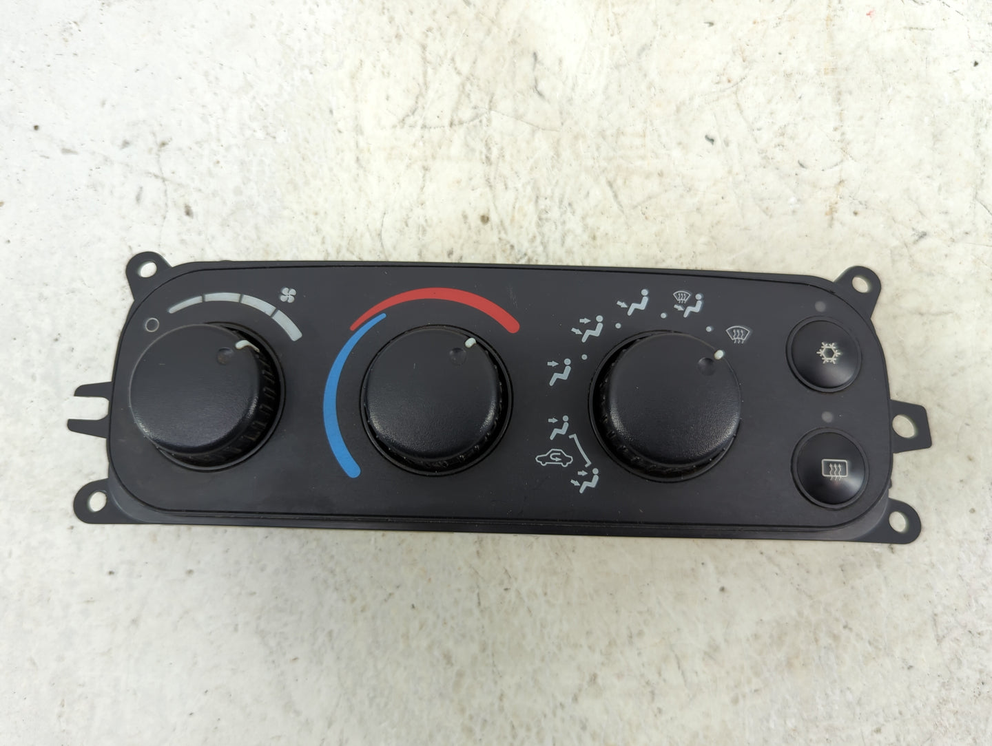 2003-2005 Dodge Ram 2500 Climate Control Module Temperature AC/Heater Replacement P/N:P55056321AC Fits Fits 2003 2004 2005 O