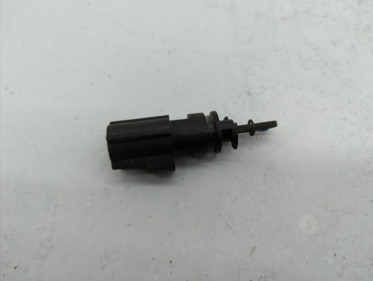 2004 Dodge Ram 2500 Mass Air Flow Meter Maf Sensor - Oemusedautoparts1.com
