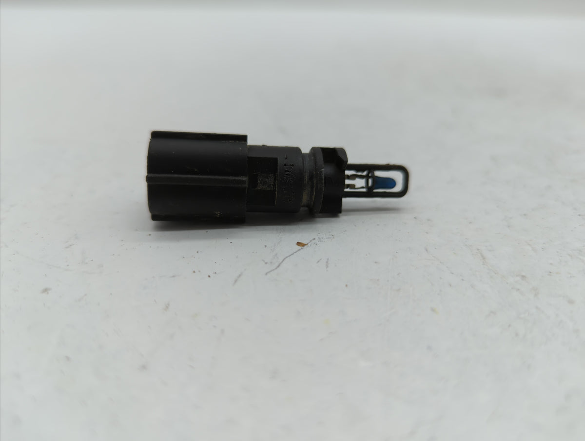 2004 Dodge Ram 2500 Mass Air Flow Meter Maf Sensor - Oemusedautoparts1.com