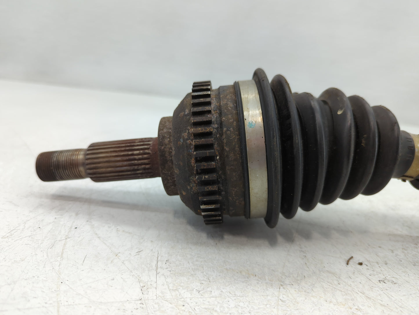 2002-2006 Dodge Stratus Axle Shaft Front Driver Cv C/v - Oemusedautoparts1.com