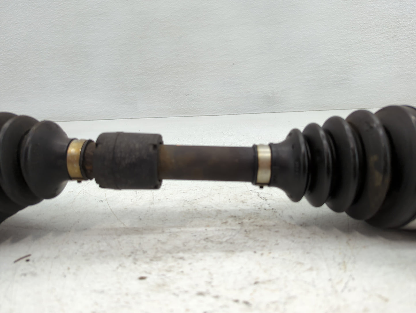 2002-2006 Dodge Stratus Axle Shaft Front Driver Cv C/v - Oemusedautoparts1.com