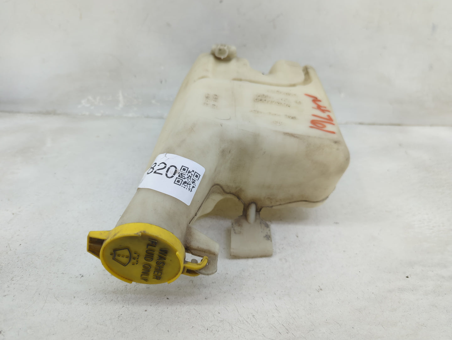 2004-2008 Dodge Ram 1500 Windshield Washer Fluid Reservoir Bottle Oem - Oemusedautoparts1.com