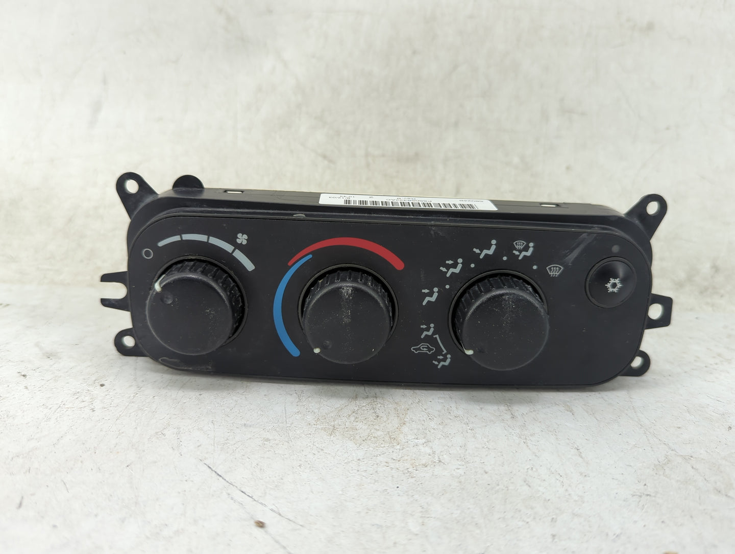 2003-2005 Dodge Ram 1500 Climate Control Module Temperature AC/Heater Replacement P/N:P55056322AC Fits Fits 2003 2004 2005 O