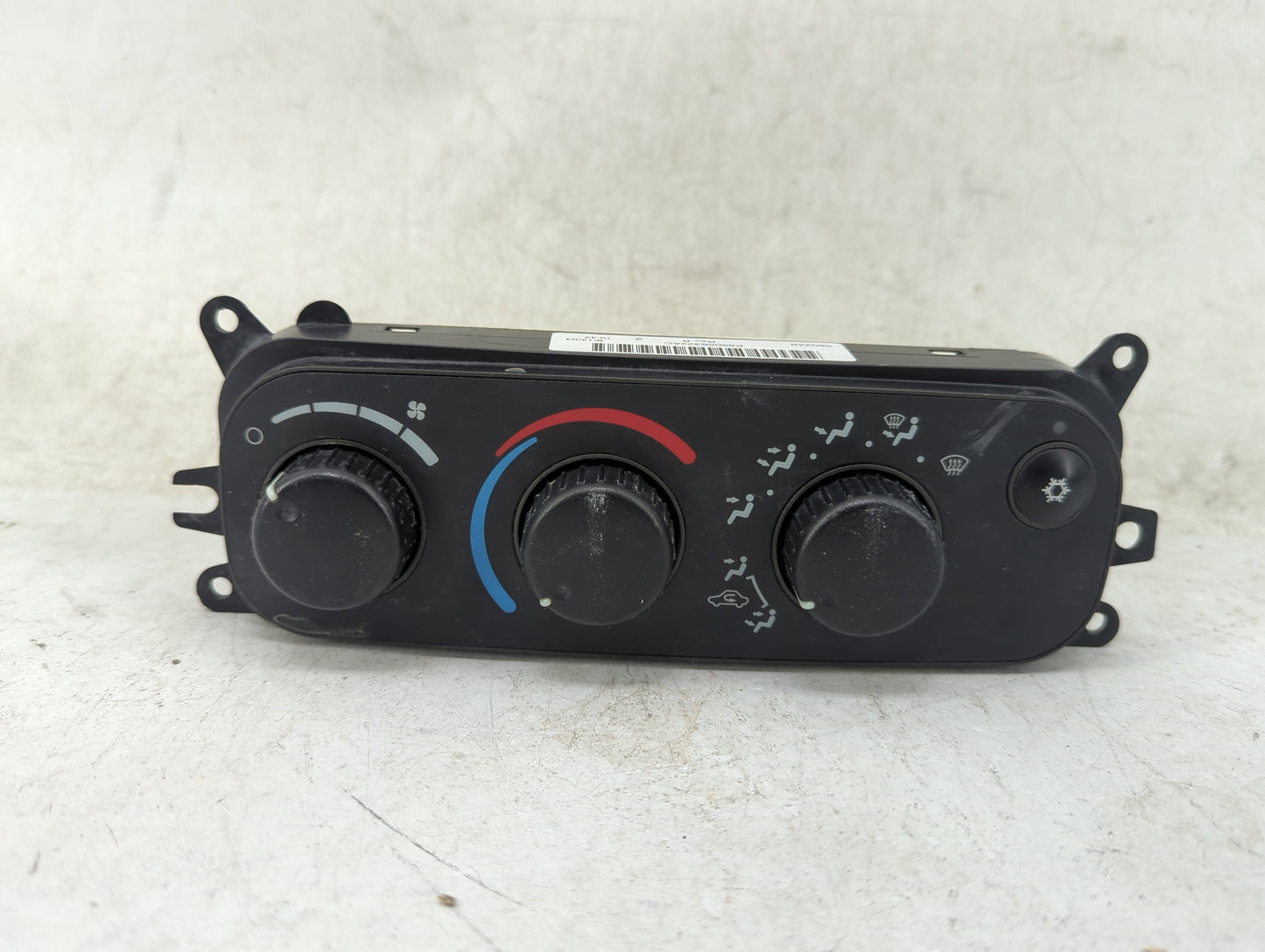 2003-2005 Dodge Ram 1500 Climate Control Module Temperature AC/Heater Replacement P/N:P55056322AC Fits Fits 2003 2004 2005 O