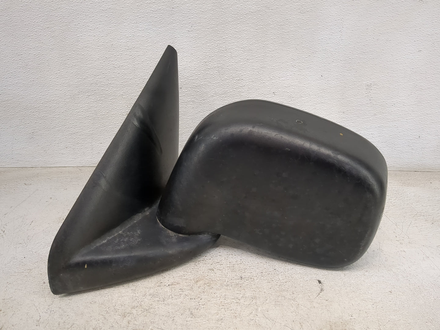 2002-2008 Dodge Ram 1500 Driver Side View Mirror - Left Door Mirror OEM Used - Oemusedautoparts1.com