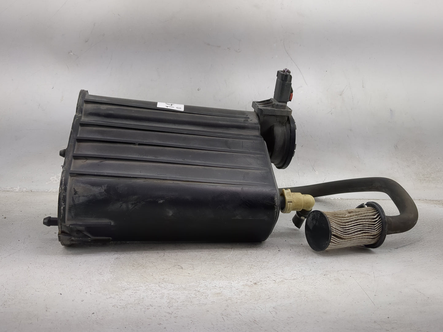 2004 Dodge Ram 1500 Fuel Vapor Charcoal Canister - Oemusedautoparts1.com