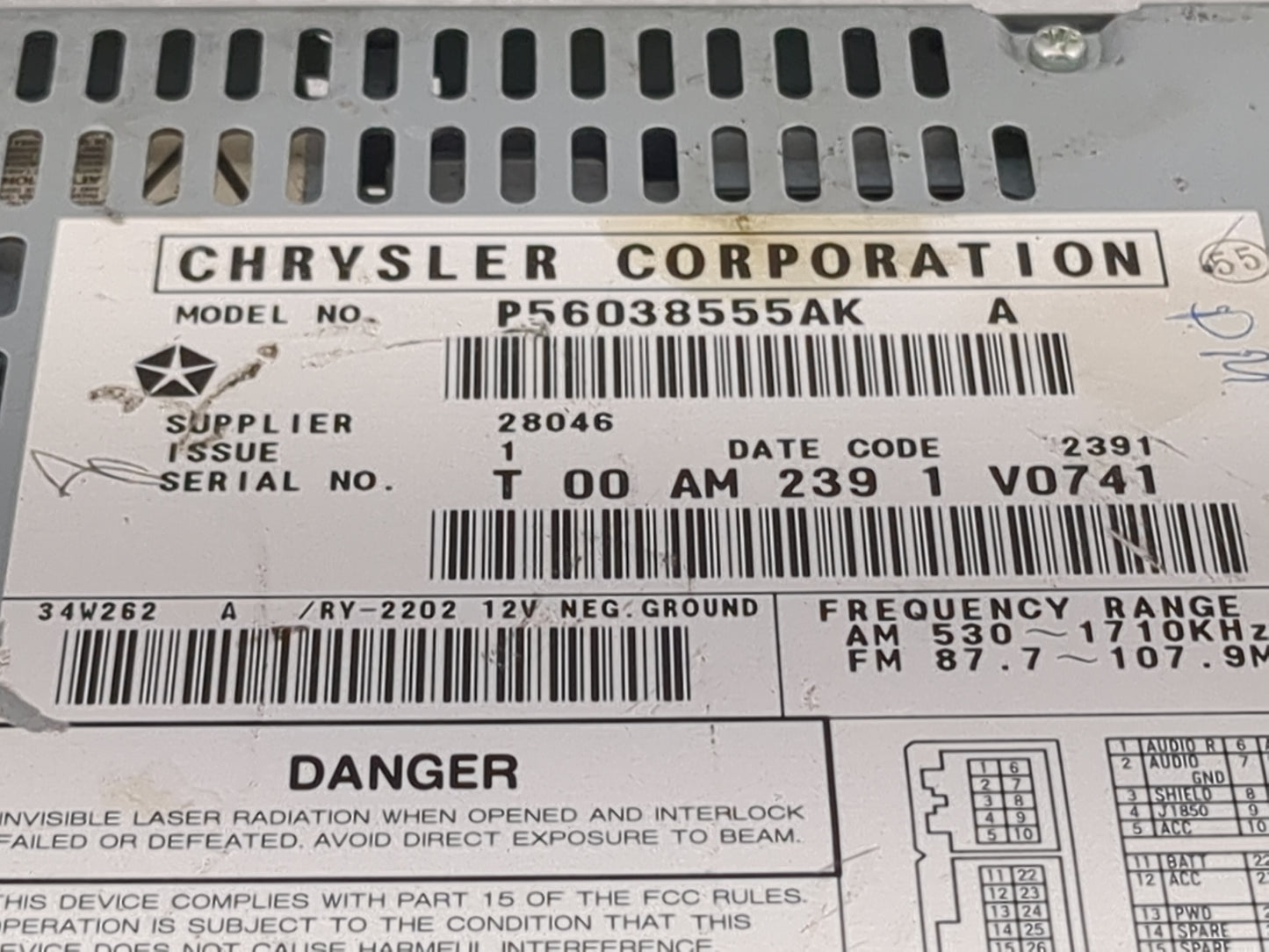 2002-2005 Dodge Ram 1500 Radio AM FM Cd Player Receiver Replacement P/N:P56038555AK RY-2202 Fits OEM Used Auto Parts - Oemus