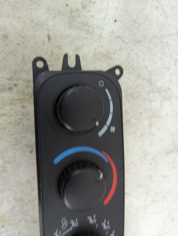2003-2005 Dodge Ram 1500 Climate Control Module Temperature AC/Heater Replacement P/N:P55056321AC Fits Fits 2003 2004 2005 OEM Used Auto Parts