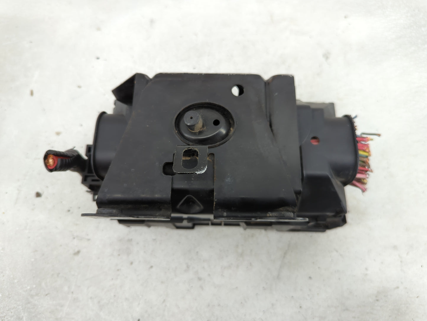 2003-2005 Ford Crown Victoria Fusebox Fuse Box Panel Relay Module P/N:XL34-14A003-AC 3W1T-14536-A Fits Fits 2003 2004 2005 O