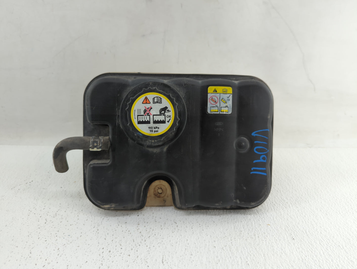 2003-2004 Ford Crown Victoria Mass Air Flow Meter Maf - Oemusedautoparts1.com