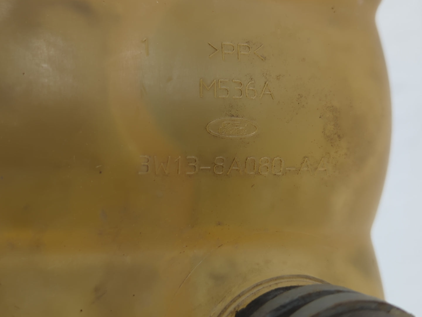 2003-2004 Ford Crown Victoria Mass Air Flow Meter Maf - Oemusedautoparts1.com