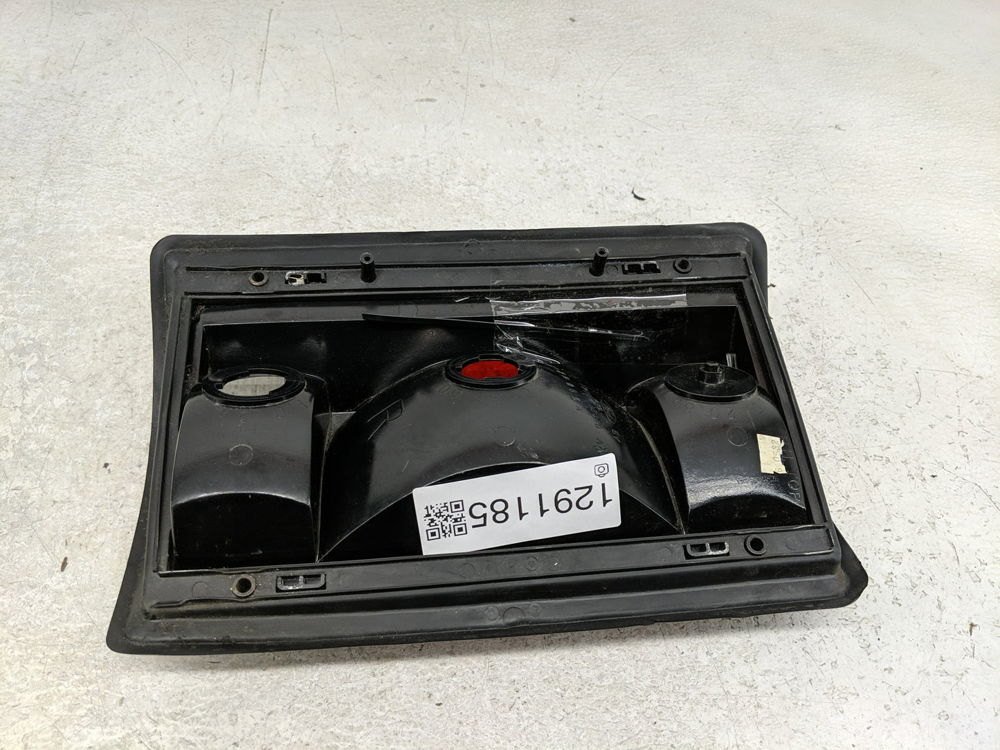 1995-2004 Ford E-150 Tail Light Assembly Passenger Right OEM P/N:44ZH815A Fits OEM Used Auto Parts - Oemusedautoparts1.com