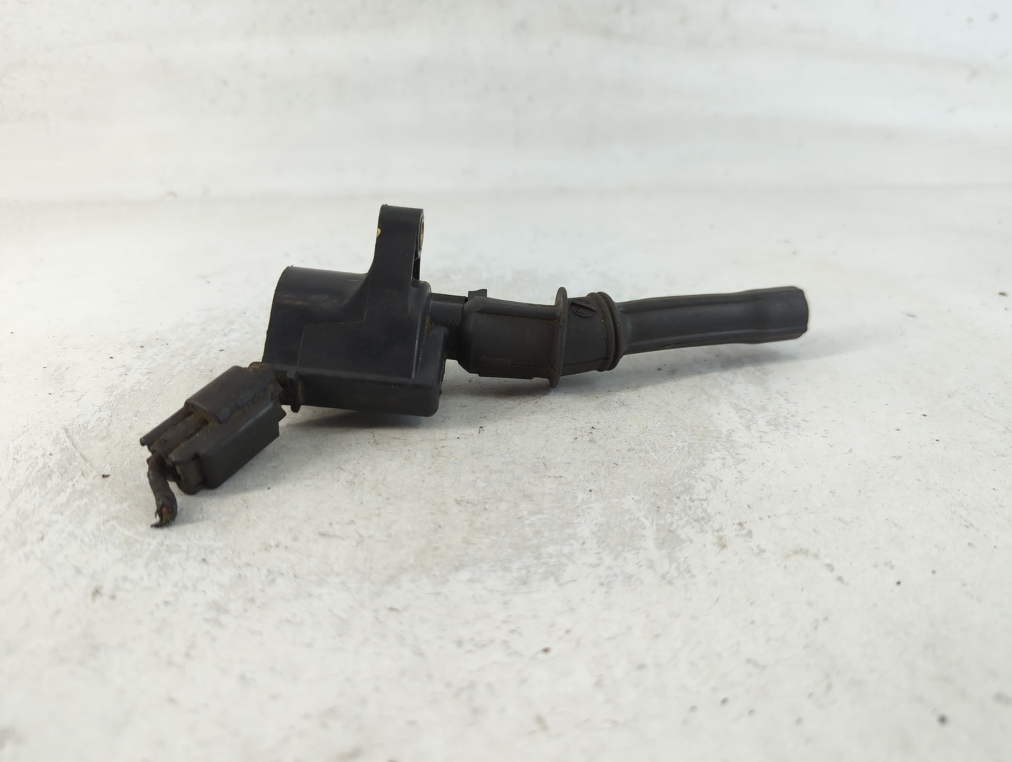 2002-2014 Ford E-150 Ignition Coil Igniter Pack - Oemusedautoparts1.com