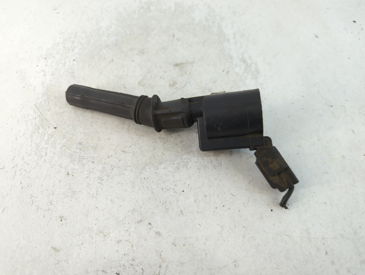 2002-2014 Ford E-150 Ignition Coil Igniter Pack - Oemusedautoparts1.com