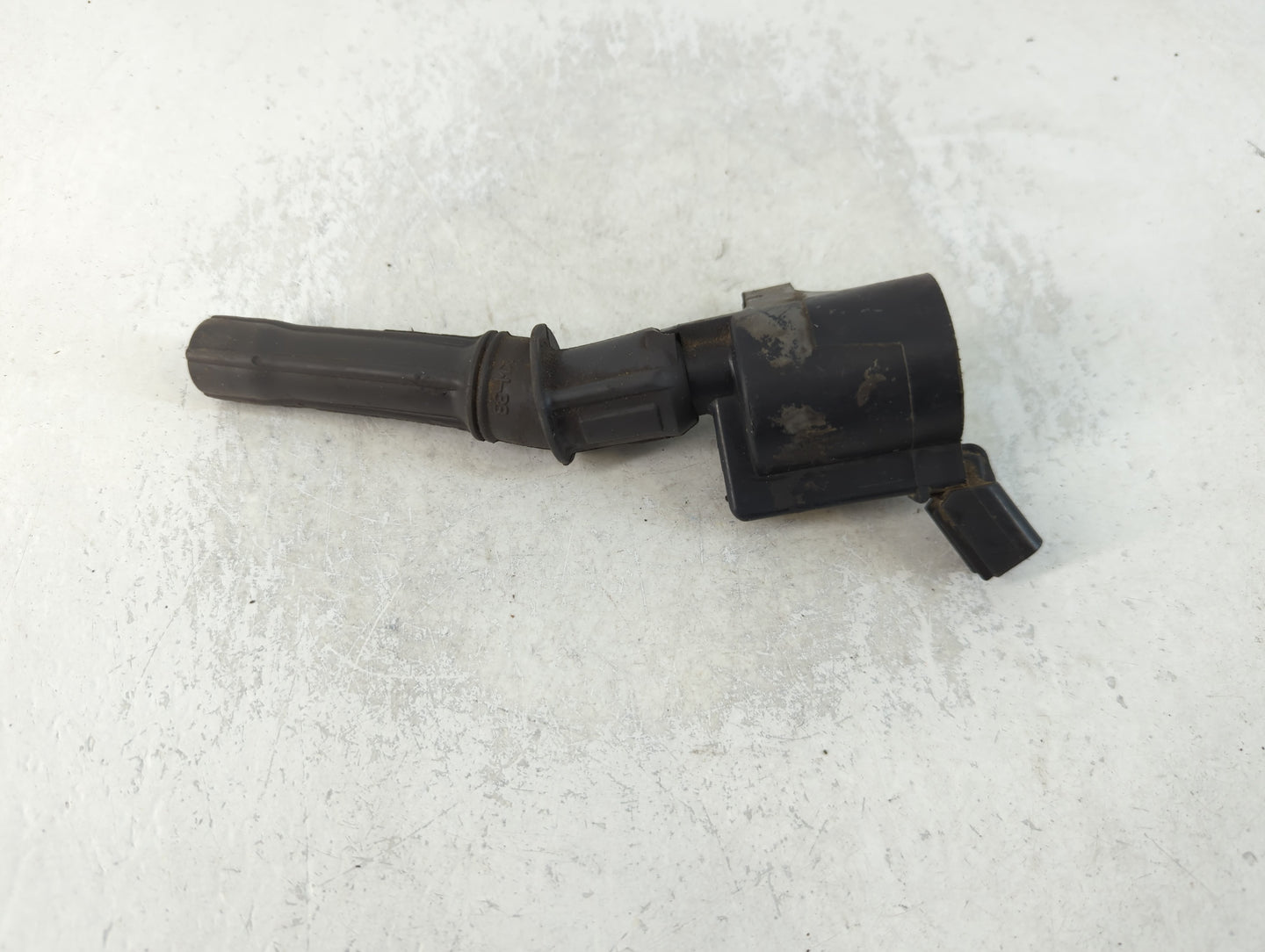 2002-2014 Ford E-150 Ignition Coil Igniter Pack - Oemusedautoparts1.com