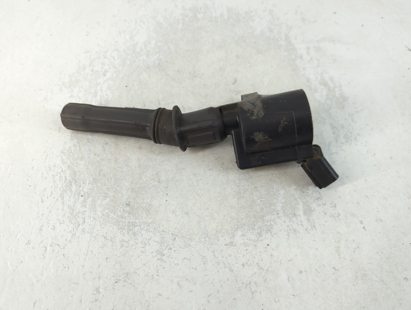 2002-2014 Ford E-150 Ignition Coil Igniter Pack - Oemusedautoparts1.com