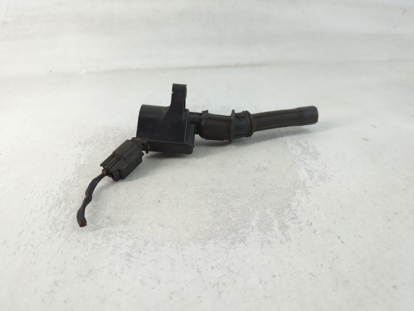 2002-2014 Ford E-150 Ignition Coil Igniter Pack - Oemusedautoparts1.com