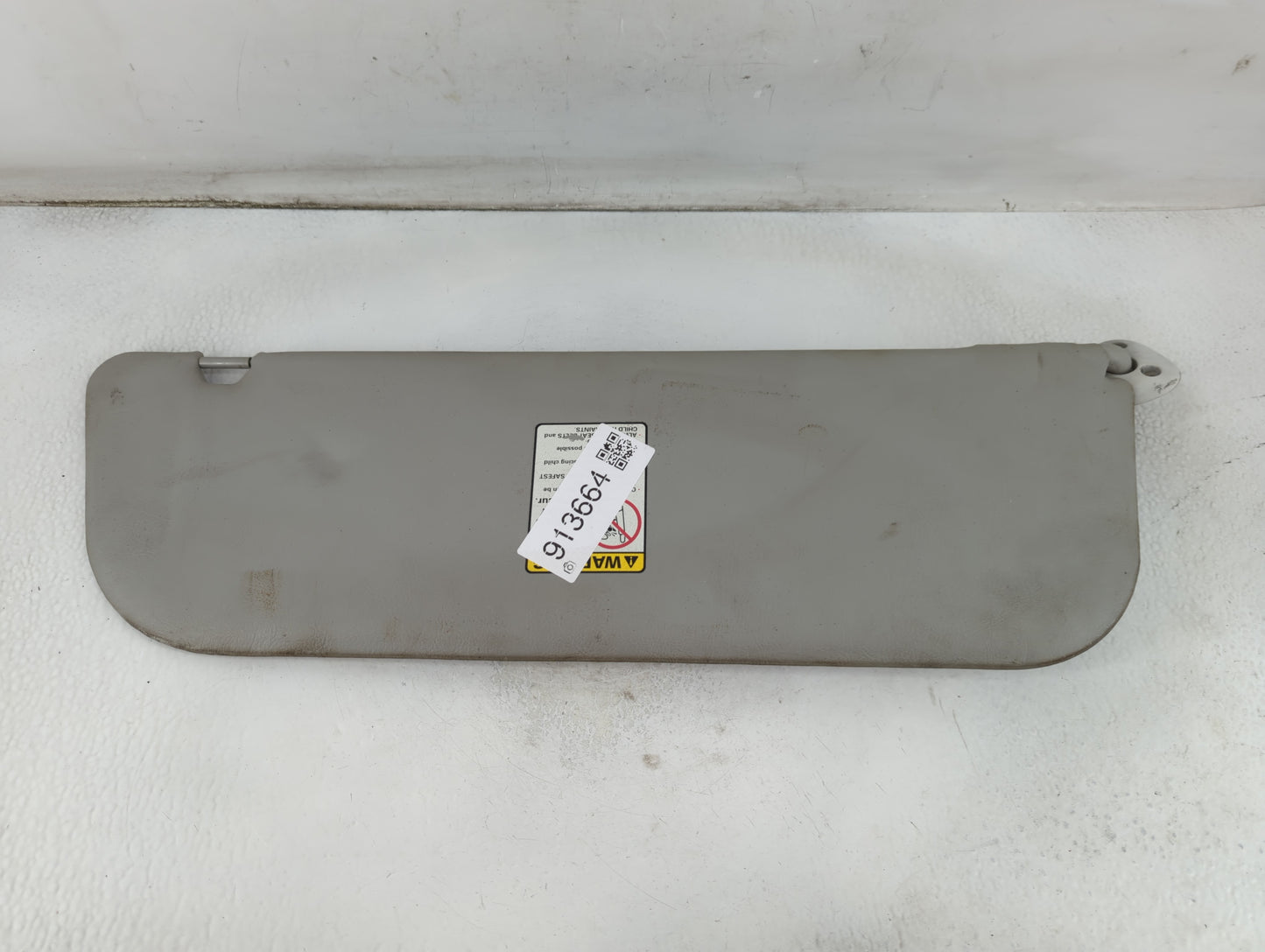 2003-2008 Ford E-150 Sun Visor Shade Replacement Passenger Right Mirror Fits Fits 2003 2004 2005 2006 2007 2008 OEM Used Aut