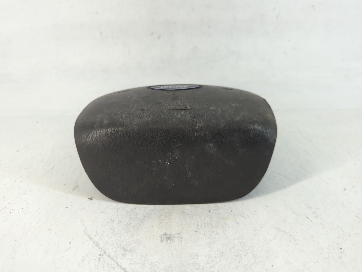 2004 Ford E-450 Super Duty Air Bag Driver Left Steering Wheel Mounted P/N:4C24 15043B13 BG3 Fits Fits 2005 2006 2007 2008 OE