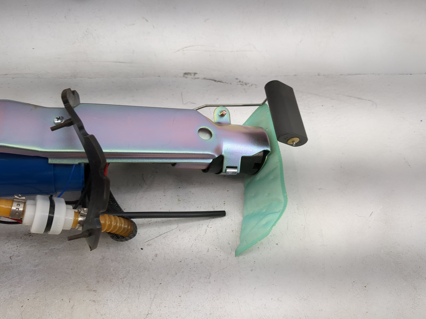 Ford E150 Electrical Gas Fuel Pump Assembly - Oemusedautoparts1.com