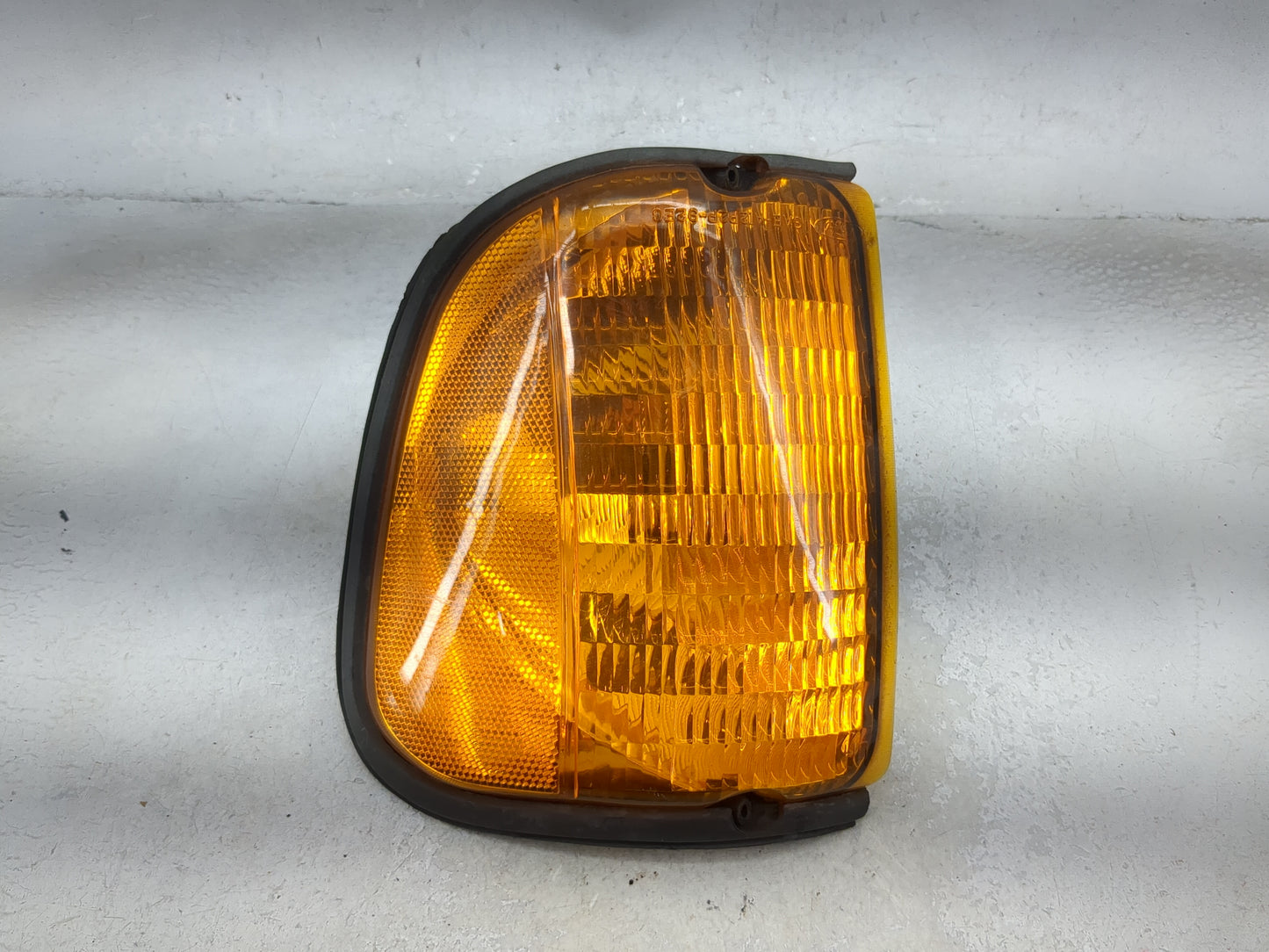 Ford E150 Driver Left Oem Front Light Lamp Black - Oemusedautoparts1.com