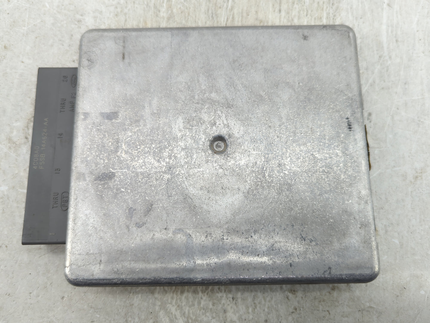 2004 Ford E250 PCM Engine Control Computer ECU ECM PCU OEM P/N:4C2A-12A650-KD MLC-498A Fits OEM Used Auto Parts - Oemusedaut