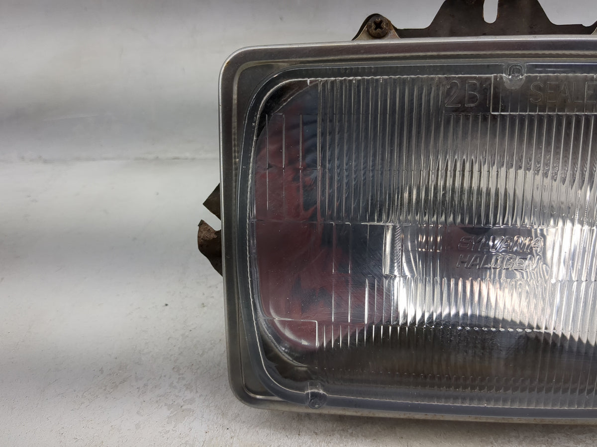 Ford E250 Driver Left Oem Head Light Headlight Lamp Black - Oemusedautoparts1.com