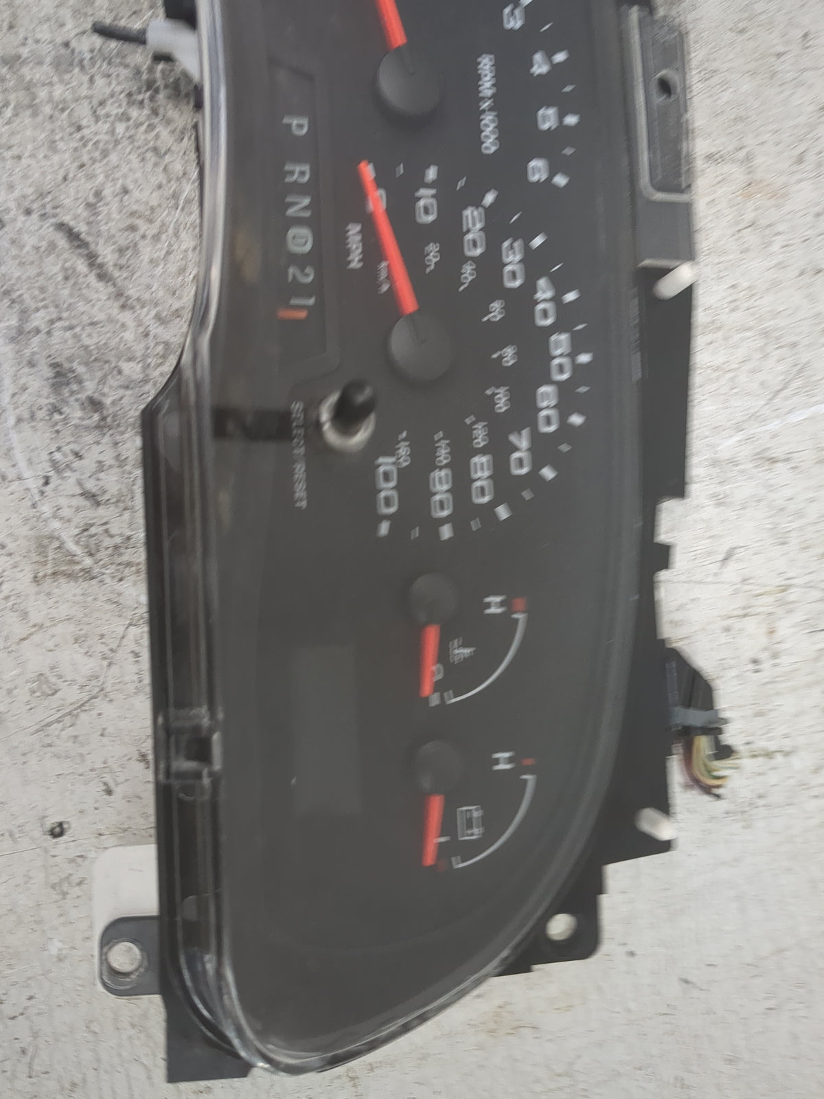 2004 Ford E350 Instrument Cluster Speedometer Gauges P/N:4C2BA 0554 Miles: Fits OEM Used Auto Parts - Oemusedautoparts1.com