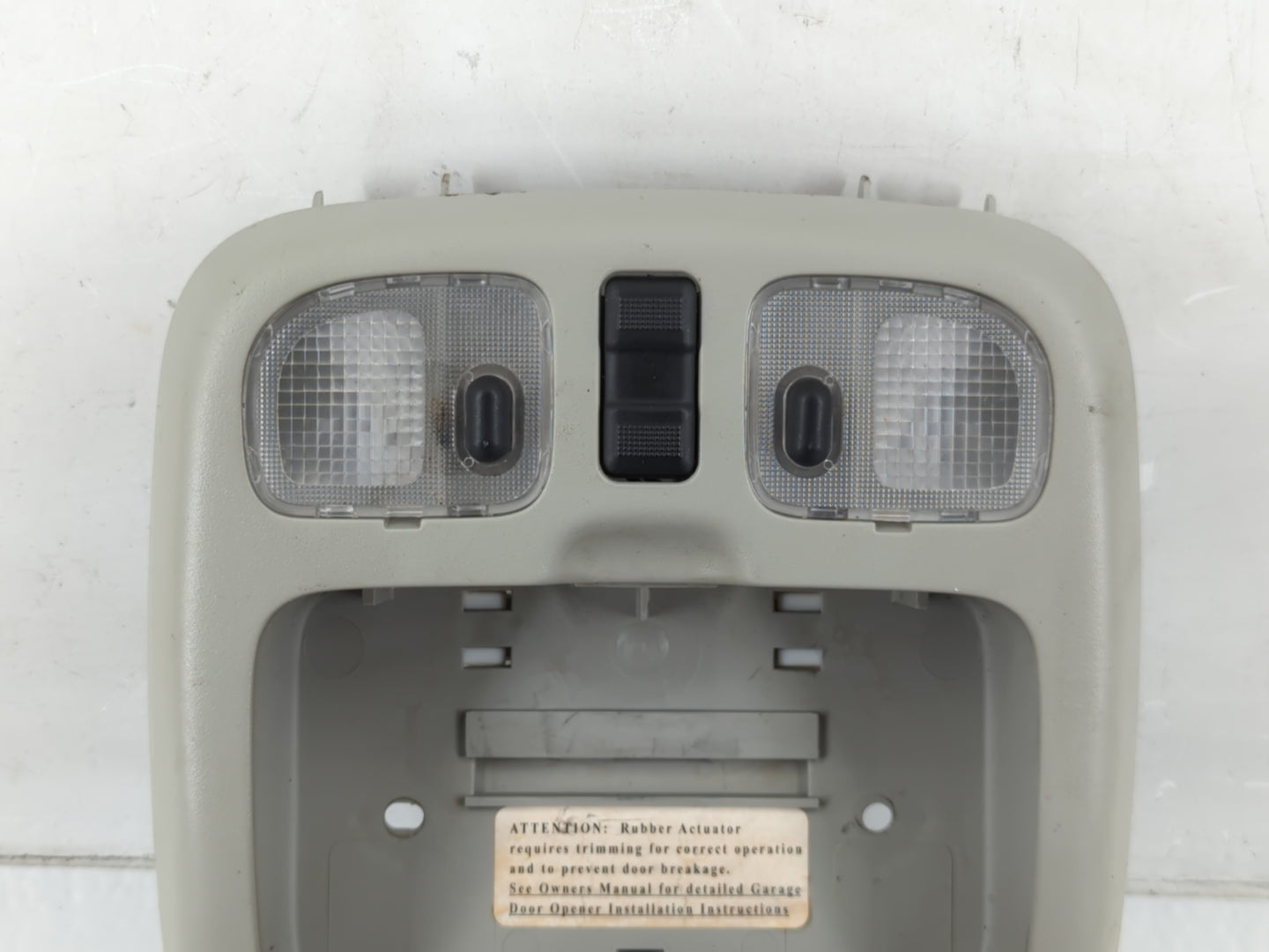 2004 Ford Escape Overhead Roof Console - Oemusedautoparts1.com