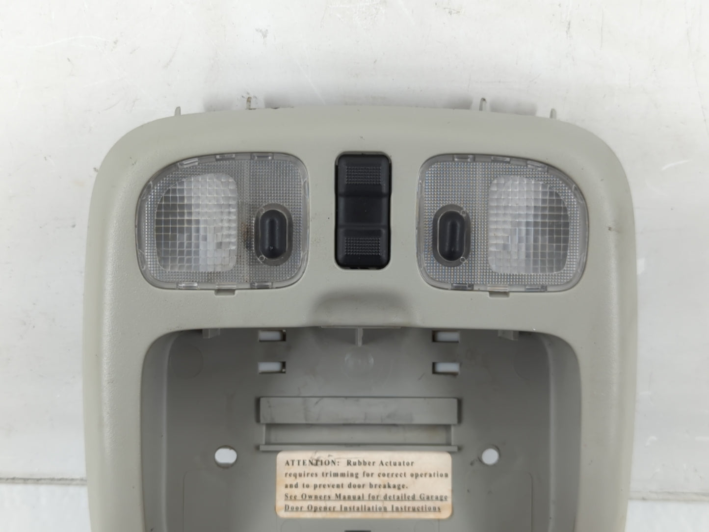 2004 Ford Escape Overhead Roof Console - Oemusedautoparts1.com