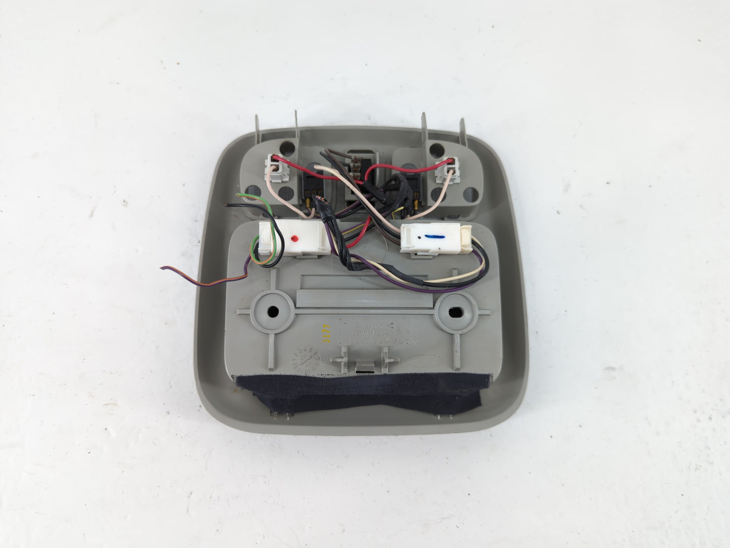 2004 Ford Escape Overhead Roof Console - Oemusedautoparts1.com