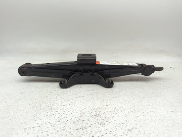 2004 Ford Escape Spare Scissor Car Jack - Oemusedautoparts1.com