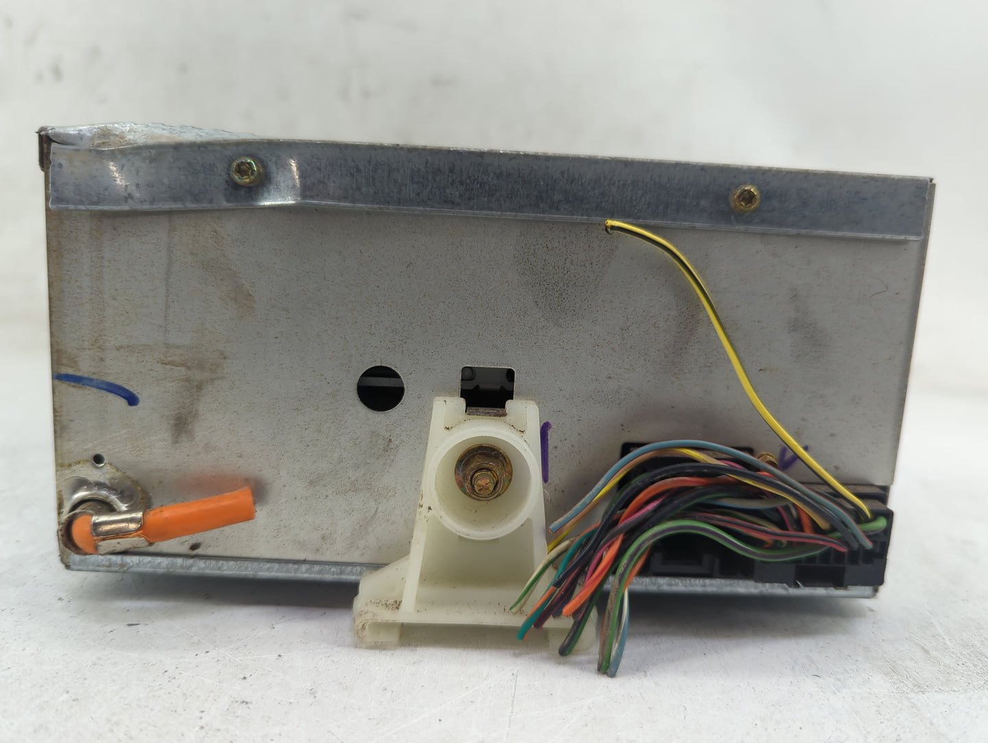 2003-2005 Ford Escape Radio AM FM Cd Player Receiver Replacement P/N:3C3T-18C815-AC A11476610 Fits Fits 2003 2004 2005 OEM U