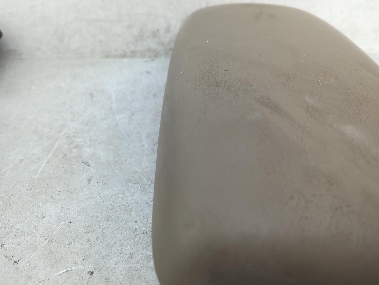 2004 Ford Escape Center Console Armrest Cover Lid Fits OEM Used Auto Parts - Oemusedautoparts1.com