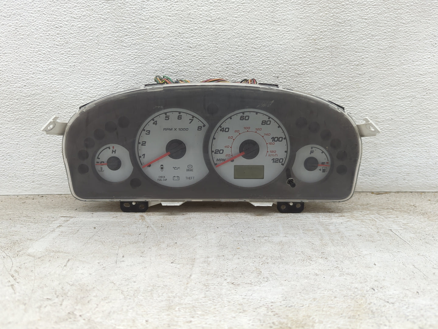 2004 Ford Escape Instrument Cluster Speedometer Gauges Miles: Fits OEM Used Auto Parts - Oemusedautoparts1.com