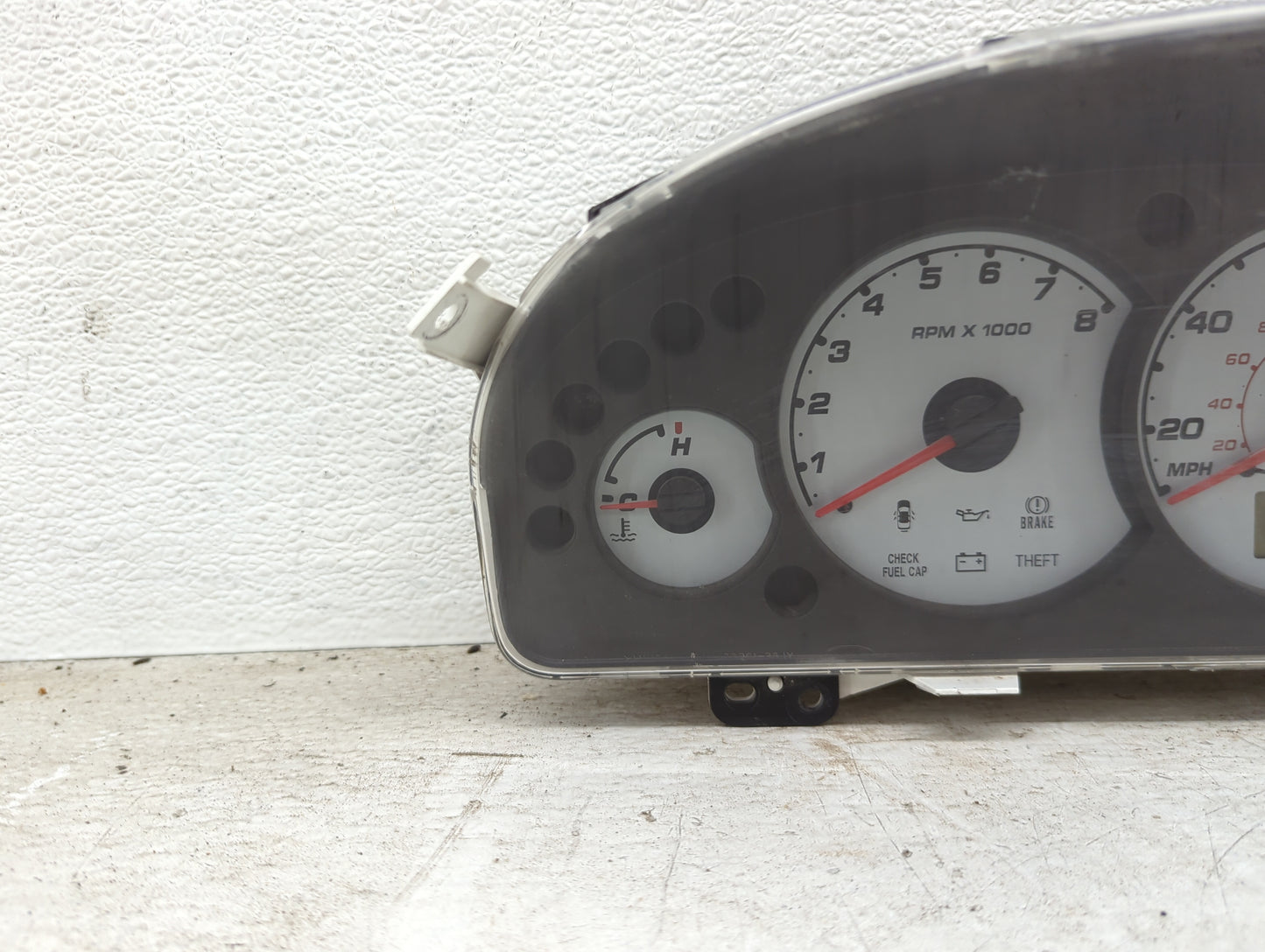 2004 Ford Escape Instrument Cluster Speedometer Gauges Miles: Fits OEM Used Auto Parts - Oemusedautoparts1.com