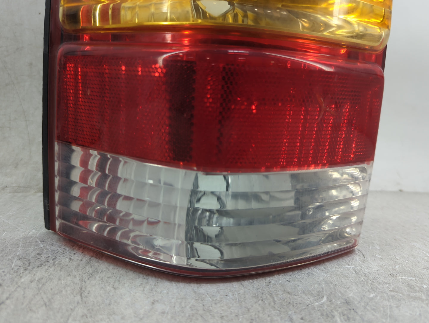 2001-2007 Ford Escape Tail Light Assembly Driver Left OEM P/N:1L84-13B505-D Fits Fits 2001 2002 2003 2004 2005 2006 2007 OEM