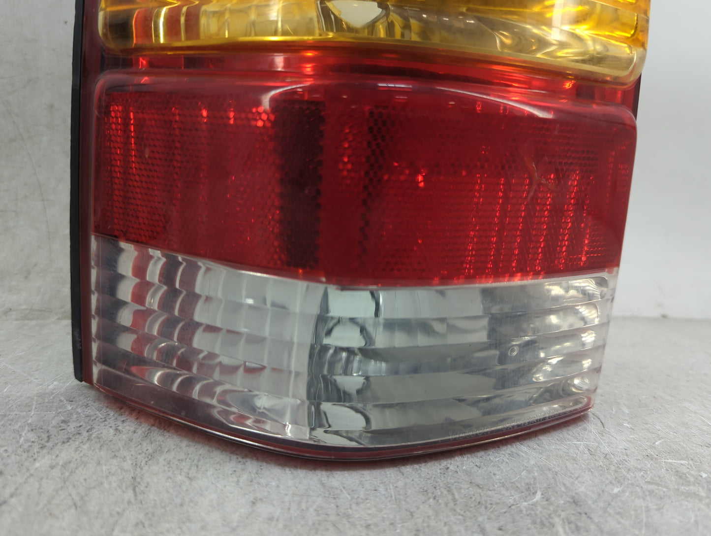 2001-2007 Ford Escape Tail Light Assembly Driver Left OEM P/N:1L84-13B505-D Fits Fits 2001 2002 2003 2004 2005 2006 2007 OEM