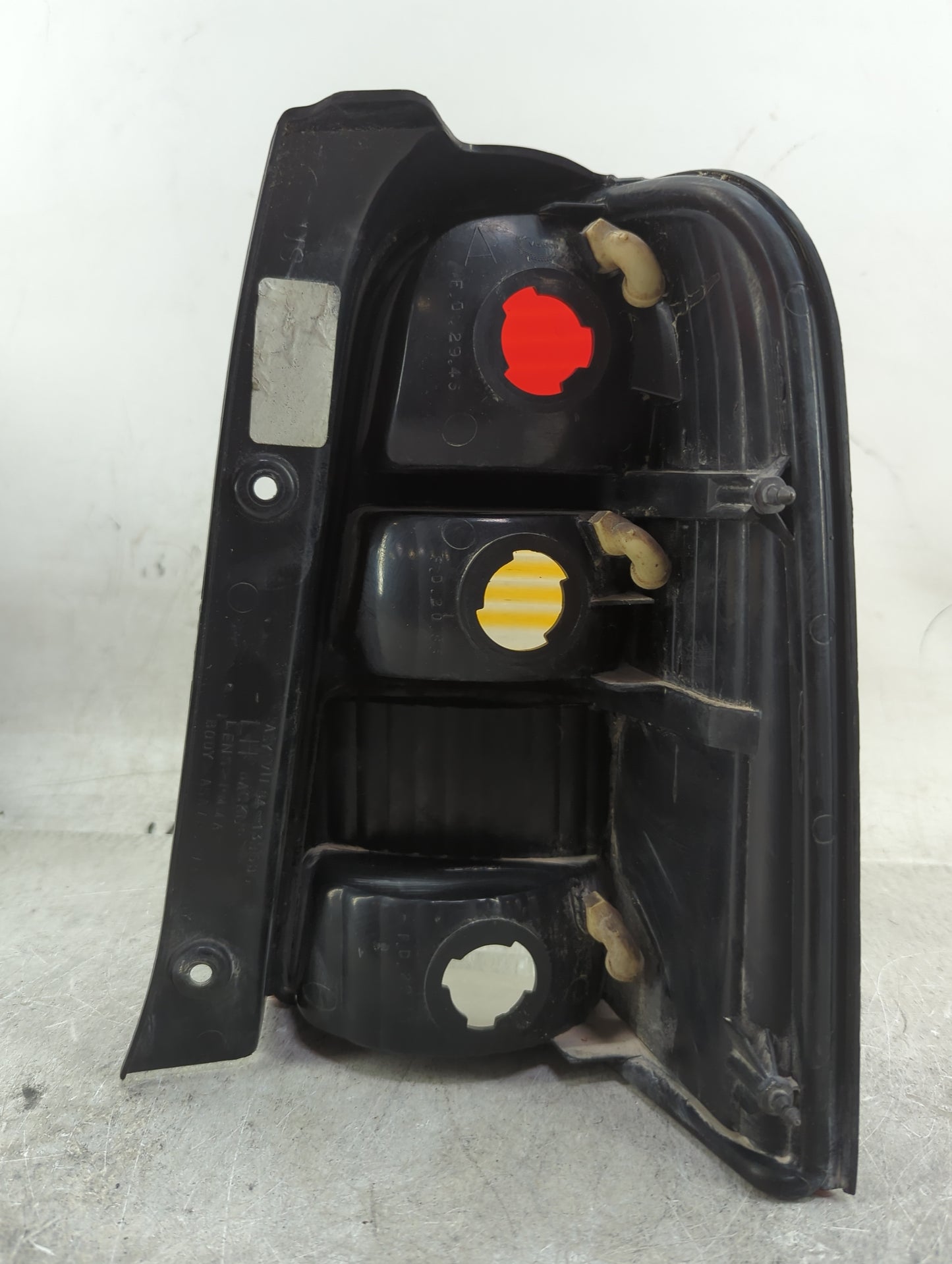 2001-2007 Ford Escape Tail Light Assembly Driver Left OEM P/N:1L84-13B505-D Fits Fits 2001 2002 2003 2004 2005 2006 2007 OEM
