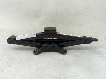 2004 Ford Escape Spare Scissor Car Jack 1460155 - Oemusedautoparts1.com