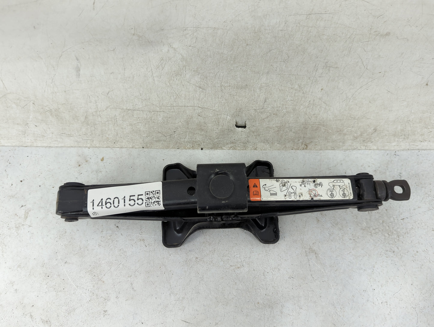 2004 Ford Escape Spare Scissor Car Jack 1460155 - Oemusedautoparts1.com