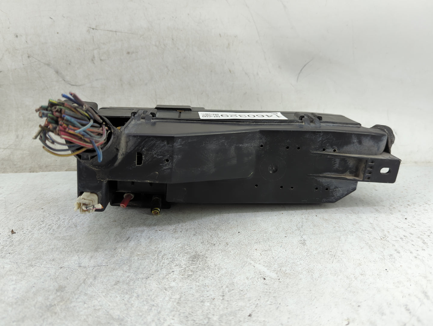 2001-2004 Ford Escape Fusebox Fuse Box Panel Relay Module Fits Fits 2001 2002 2003 2004 OEM Used Auto Parts - Oemusedautopar