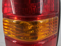 2001-2007 Ford Escape Tail Light Assembly Passenger Right OEM P/N:4L84-13B504-D Fits Fits 2001 2002 2003 2004 2005 2006 2007