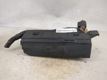 2001-2004 Ford Escape Fusebox Fuse Box Panel Relay Module P/N:F0AB-14B192-AA Fits Fits 2001 2002 2003 2004 OEM Used Auto Par