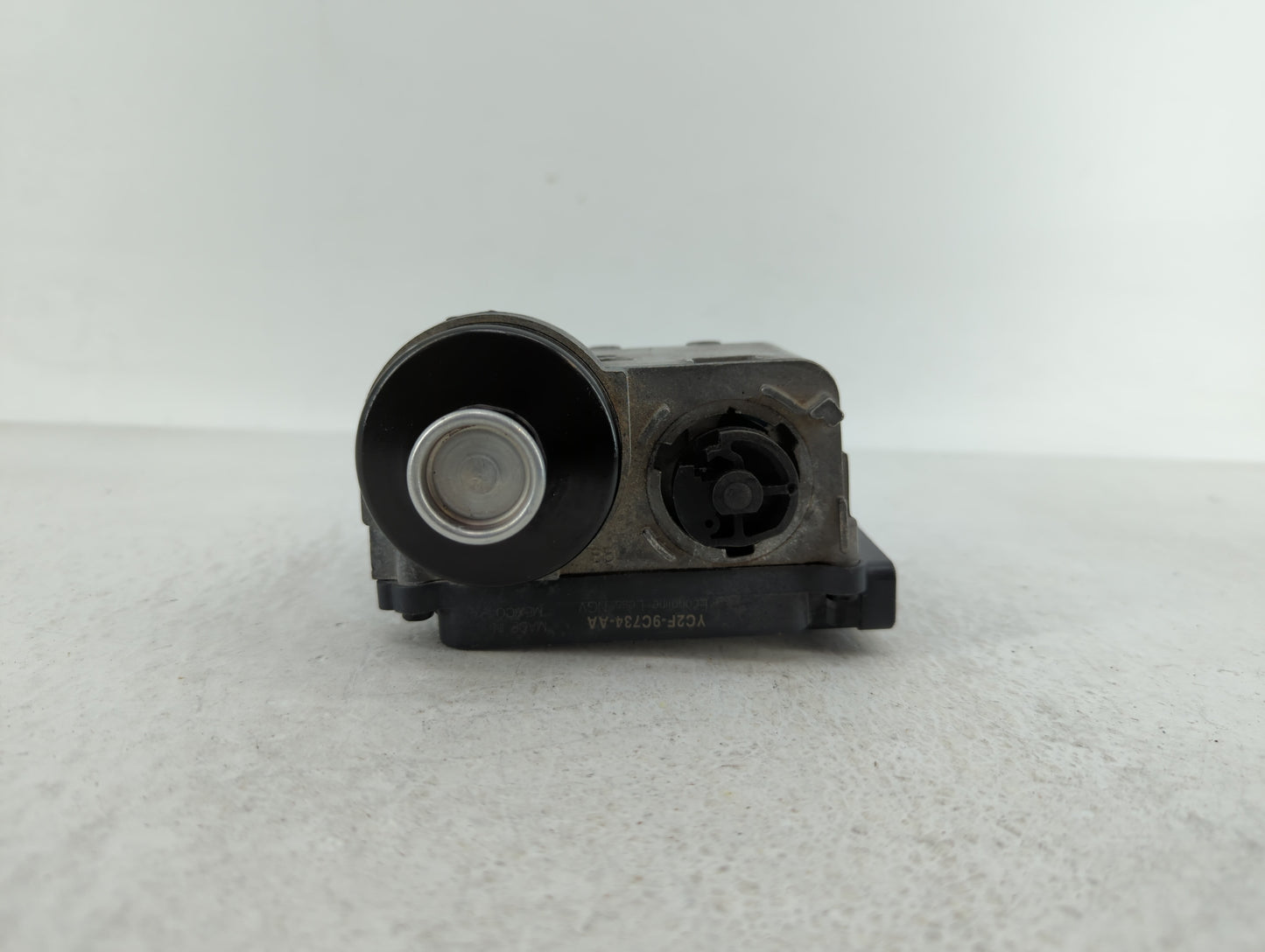 2004 Ford Escape PCM Engine Control Computer ECU ECM PCU OEM P/N:YL8F-9C735-EE Fits OEM Used Auto Parts - Oemusedautoparts1.